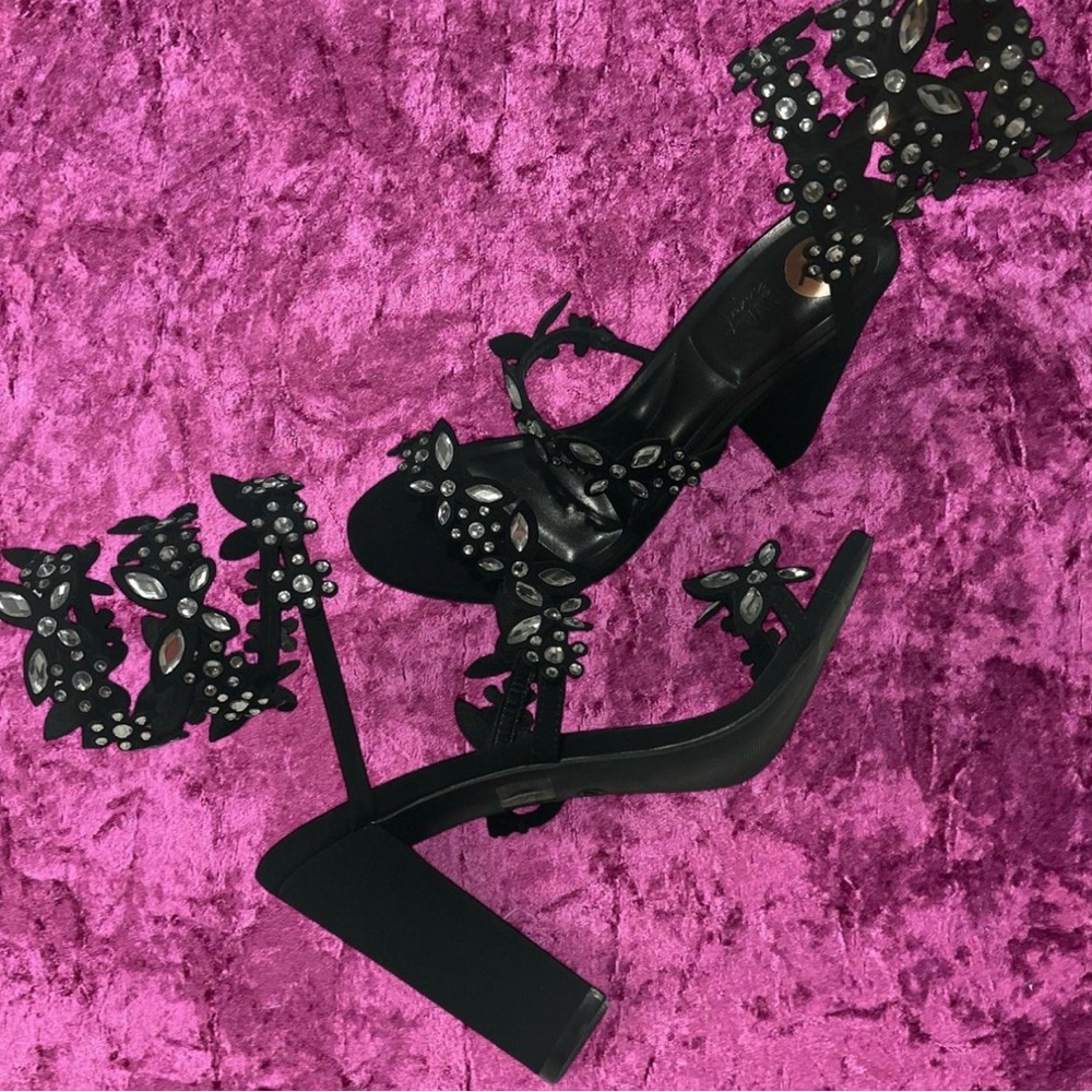 NWOT Wild Diva Rhinestone Wrap Heels